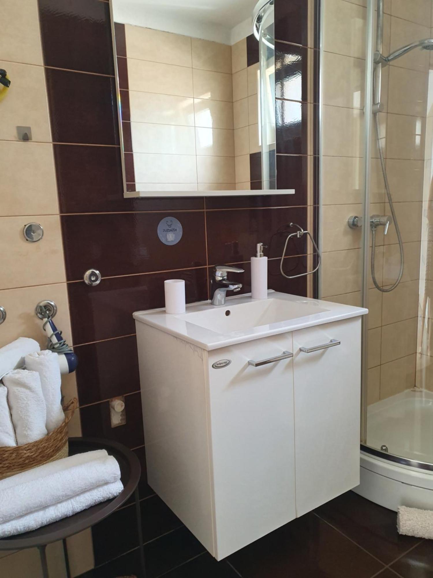 Lavender Apartments ドラゲ 部屋 写真